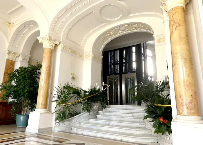 Winter Palace *